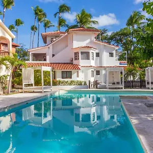 Beautiful Family Near Bavaro Beach With Pool Villa Punta Cana